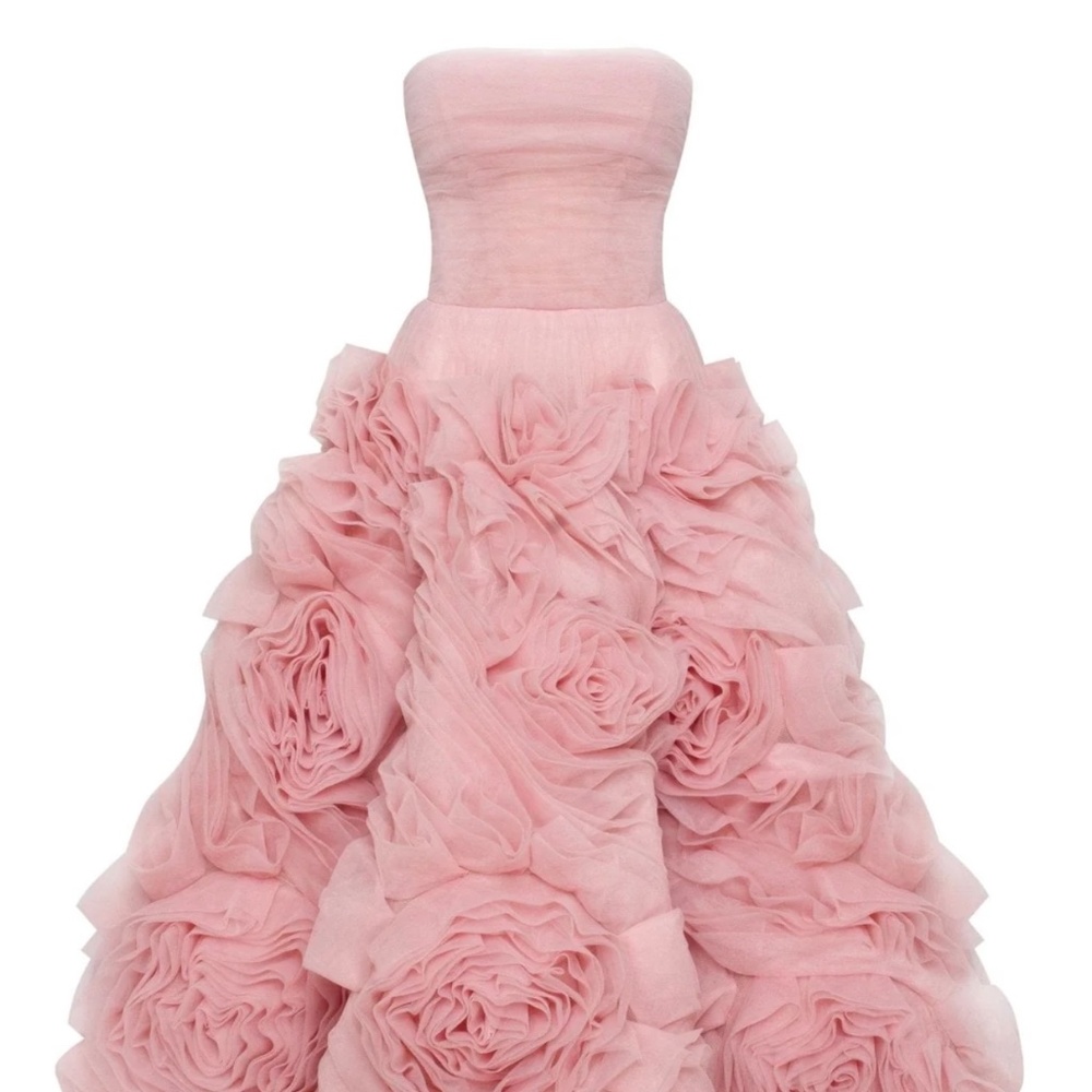 Milla Dramatically flowered tulle dress in misty pink